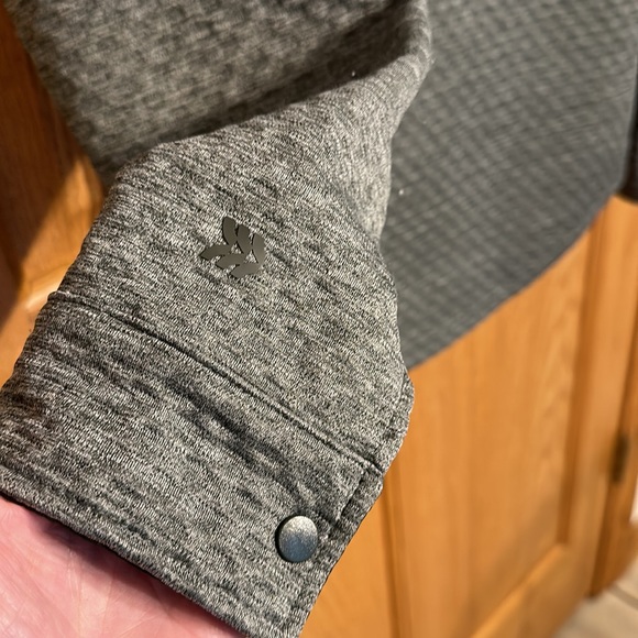 All in Motion - Jacquard Shirt Jacket (Dark green & Gray) Snap closure - Picture 13 of 14